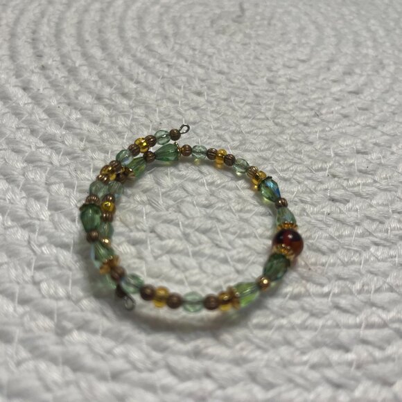 Dainty CRYSTAL & GOLD Handmade Adjustable Memory Wire Bracelet #704D - Picture 4 of 4